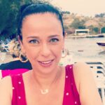 Pelinsu Pir Instagram - Azıcık kaçtık,hemen dönücez canlar 🤗😍🌺#biraztatil #aşkla #kactikbiz #özlendiniz @leventtulek
