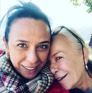 Pelinsu Pir Instagram - Canıım dostum ,iyi ki sen her zaman sen ,şansımsın 🙏❤️ @ipekbilginipek