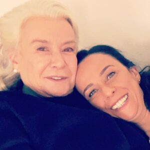 Pelinsu Pir Instagram - Son 3 bölüm canlar,akşam kavuşmak dileğiyle 🙏🤗#istanbullugelin #startv #o3medya