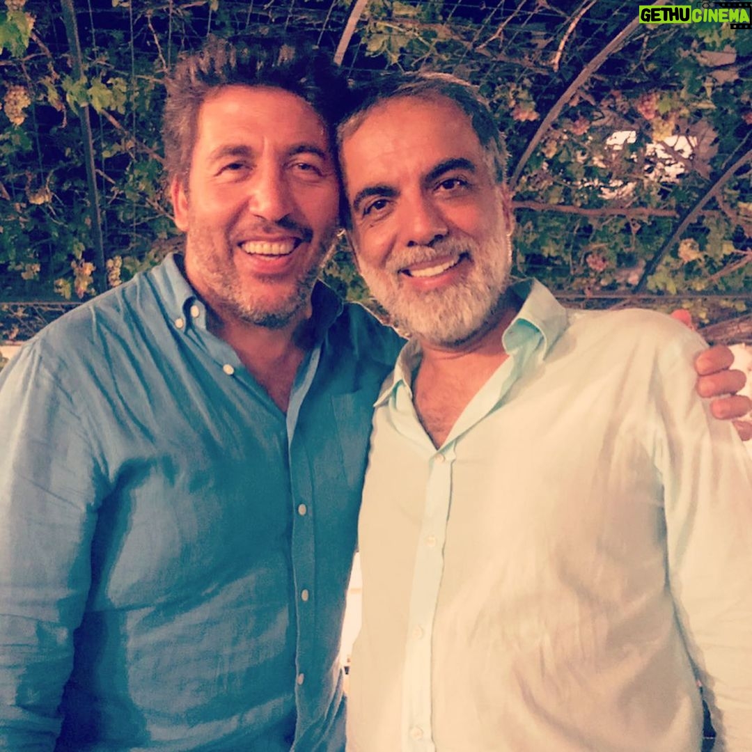 Pelinsu Pir Instagram - Doğum gününden kalanlar 🎂🙏❤️ #beyimindoğumgünü #iyikidostlarımızvar #şükür @leventtulek ❤️