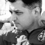 Pendar Akbari Instagram - ... .. بیماریِ شگفتی در جهان هست؛ و آن، خواستنِ چیزی است که نداری، و پس زدن آن، وقتی که بدستش آوردی! #آندره_ژید #پندار_اکبری #pendarakbari #iran #iranianartist #iranian #iranianactor #honar #honarmandan