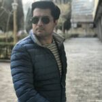 Pendar Akbari Instagram - ... .. به تعداد آدمهای روی کره خاکی، تفاوت فکر و نگرش وجود دارد!! پس باید این را پذیرفت که کسی که تفکرش باتو متفاوت است، دشمنت نیست؛ انسان دیگریست! عکس از کاستاکورتا ....عرفانشون #پندار_اکبری #pendarakbari #iran #iranianartist #honar #honarmandan #iranianactor