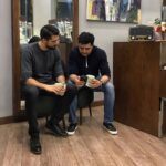 Pendar Akbari Instagram - .. ... زندگی بسیار ساده است ،از همان دست که بدهیم ،از همان دست می گیریم. هر گونه درباره‌ی خود بیندیشیم ،برایمان به واقعیت در می‌آید... با عرفانِ کاستاکورتا در سنجاق کرج #برادرانه #پندار_اکبری #عرفان_اکبری #برادران_اکبری #pendarakbari #erfanakbari #iranianactor #iran #iranianartist #art #artist