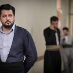 Pendar Akbari Instagram - و اینم آخرین عکس بالاخره وقت خداحافظی فرا رسید ... خسته نباشید به تمام عوامل و عزیزانی که در پشت صحنه این مجموعه پا به پای ما تلاش کردن و ممنون از حمایت همه شما که از شروع پخش فصل دوم با محبت و عشق همراه بودین و حمایت کردین ... دمتون گرم .. ترکوندین ♥️ قطعا میدونین که نمیشه یک به یک جواب همه محبتهای شمارو داد ولی همینجا بهتون میگم که همتون عشقید و درجه یک ، ممنون از همه شما 🌟💫🙏♥️ آروزی موفقیت و شادی دارم برای همتون عکس از محسن هندی #pendarakbari #pendar_akbari #پنداراکبری #پندار_اکبری