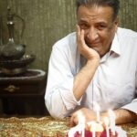 Pendar Akbari Instagram - پدر ، استاد ، سلطان ......  هیچ کلمه و واژه ای نمی تونه عظمت حضور تو رو در زندگی من وصف کنه تولدت مبارک #عبدالرضا_اکبری چهاردهم فروردین ماه هزارو چهارصد 🌟🌟 💙💙💙💙