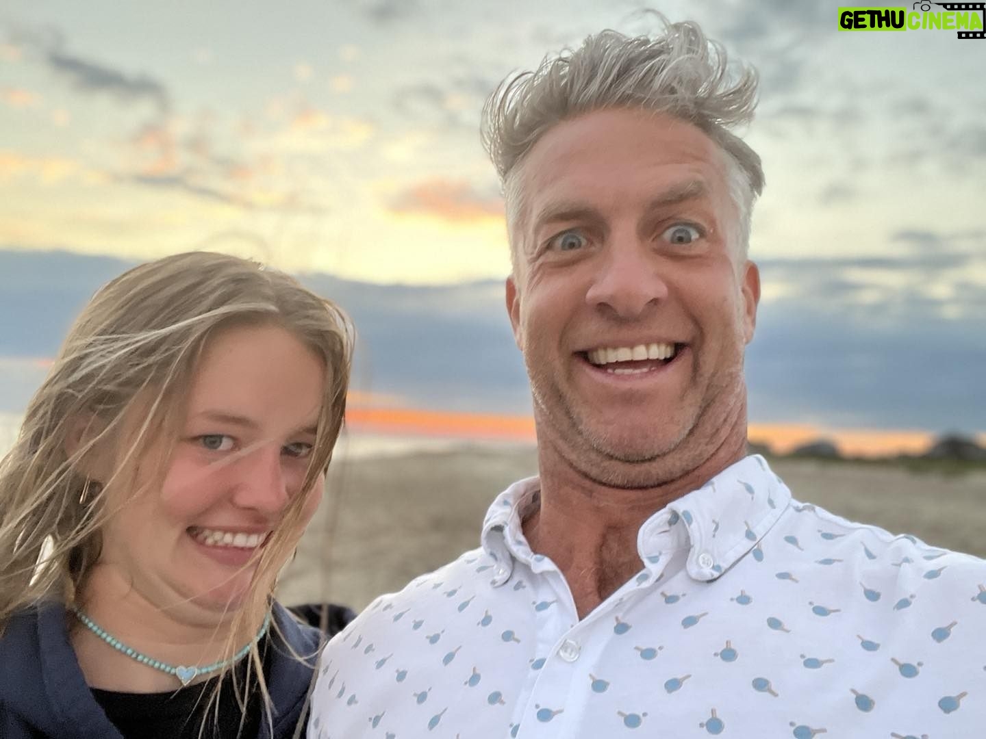 Penn Holderness - 3.7K Likes - VacaCHIN!!!