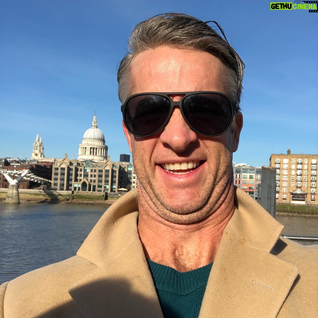 Penn Holderness - 859 Likes - I’m in London! Does this camel coat make me look like the secre aCHINt James Bond? #ShaCHINnotStirred