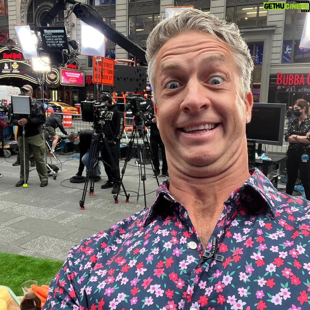 Penn Holderness - 1.4K Likes - Good Morning America is quite the productCHIN!