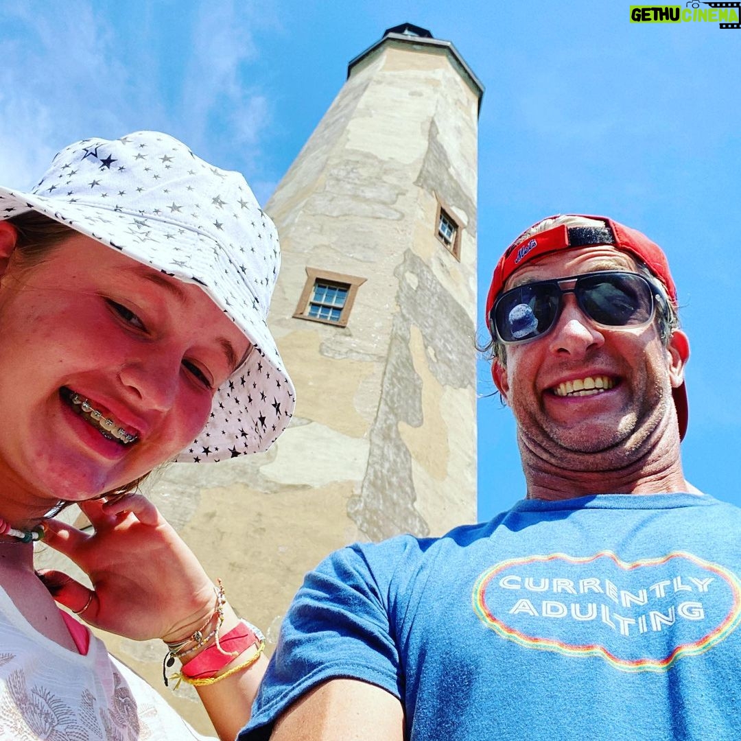 Penn Holderness - 2.8K Likes - Lighthouses are the perfect situaCHIN for a picture!! #doublechinforthewin