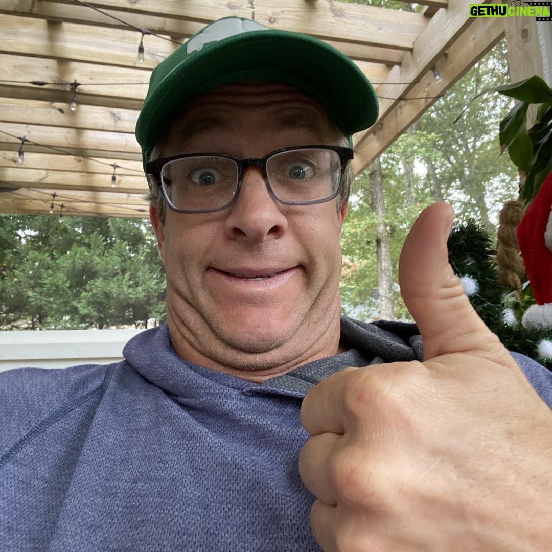Penn Holderness Instagram - Congrats NaCHINals!! I’m actually a braves fan, but I love their group hug thing, and technically they are the shortest drive for me as an MLB fan. #doublechinstagram