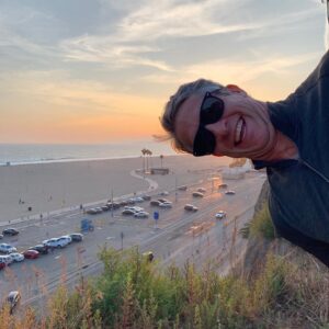 Penn Holderness Instagram - Santa Monica is beautiful. Still no earthquakes (knock on wood) Sorry about the solar CHINclipse. #doublechinstagram