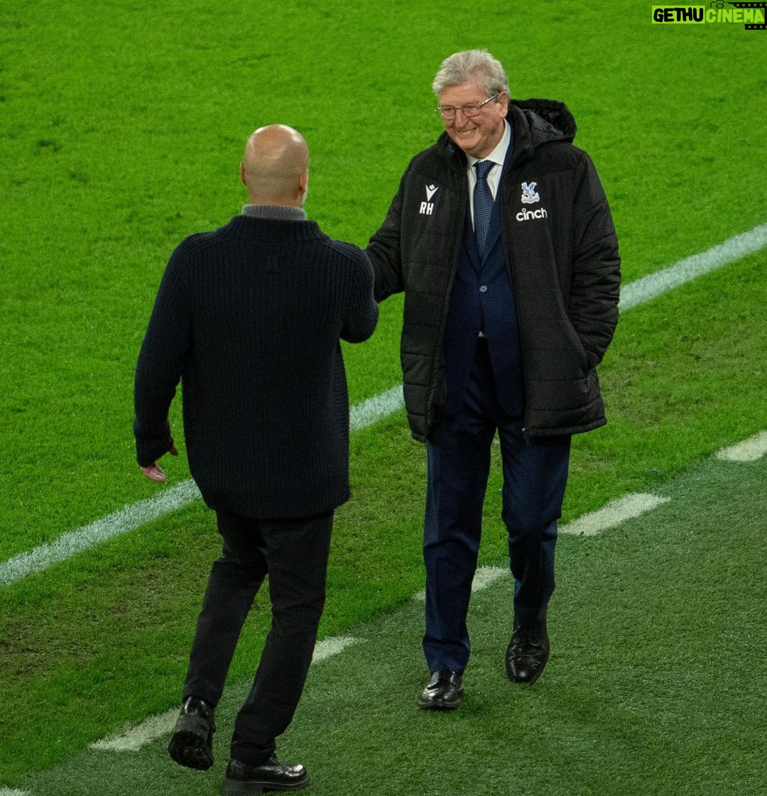 Pep Guardiola - 494.7K Likes - #premierleague (17)
@mancity 2-2 @cpfc
#mcicry #mancity