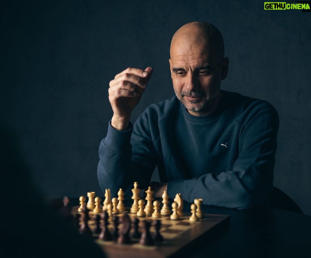 Pep Guardiola Instagram - What a pleasure to meet the genius Magnus Carlsen! We enjoyed it so much! Join us and watch the full video on Man City’s or Puma’s official YouTube channels. #foreverfaster #mancity #chesscom