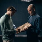 Pep Guardiola Instagram - What a pleasure to meet the genius Magnus Carlsen! We enjoyed it so much! Join us and watch the full video on Man City’s or Puma’s official YouTube channels. #foreverfaster #mancity #chesscom