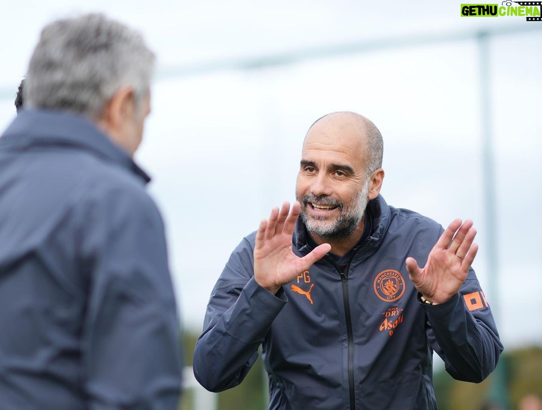Pep Guardiola Instagram - Back at CFA #mancity 📷 @tomflathers_mcfc