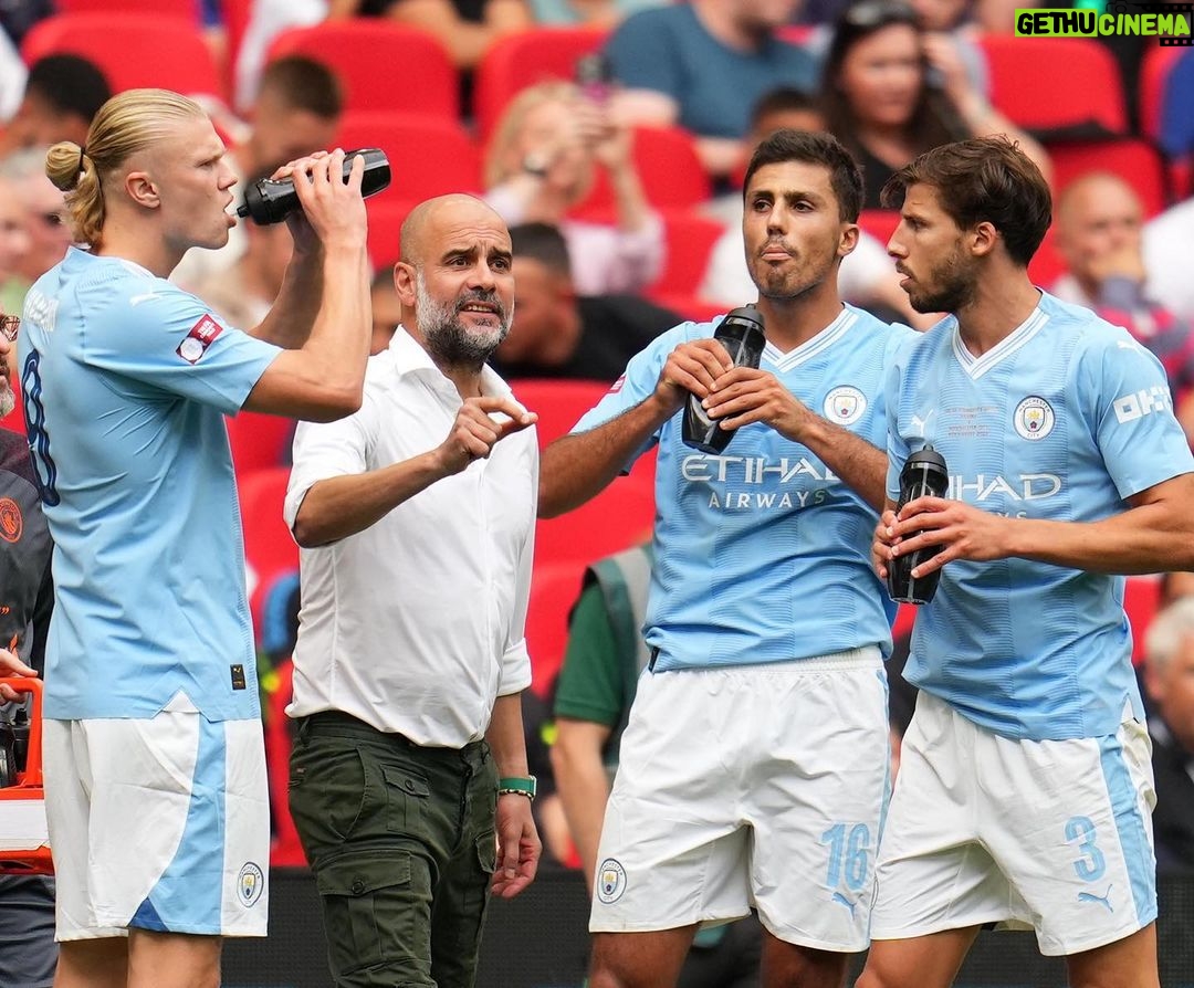 Pep Guardiola - 333.7K Likes - #communityshield
@arsenal 1(4)-1(1) @mancity
#mancity