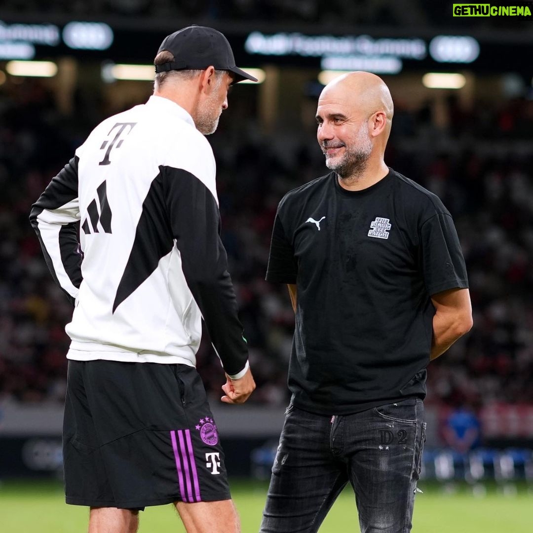 Pep Guardiola Instagram - 🤝 @fcbayern #mancity