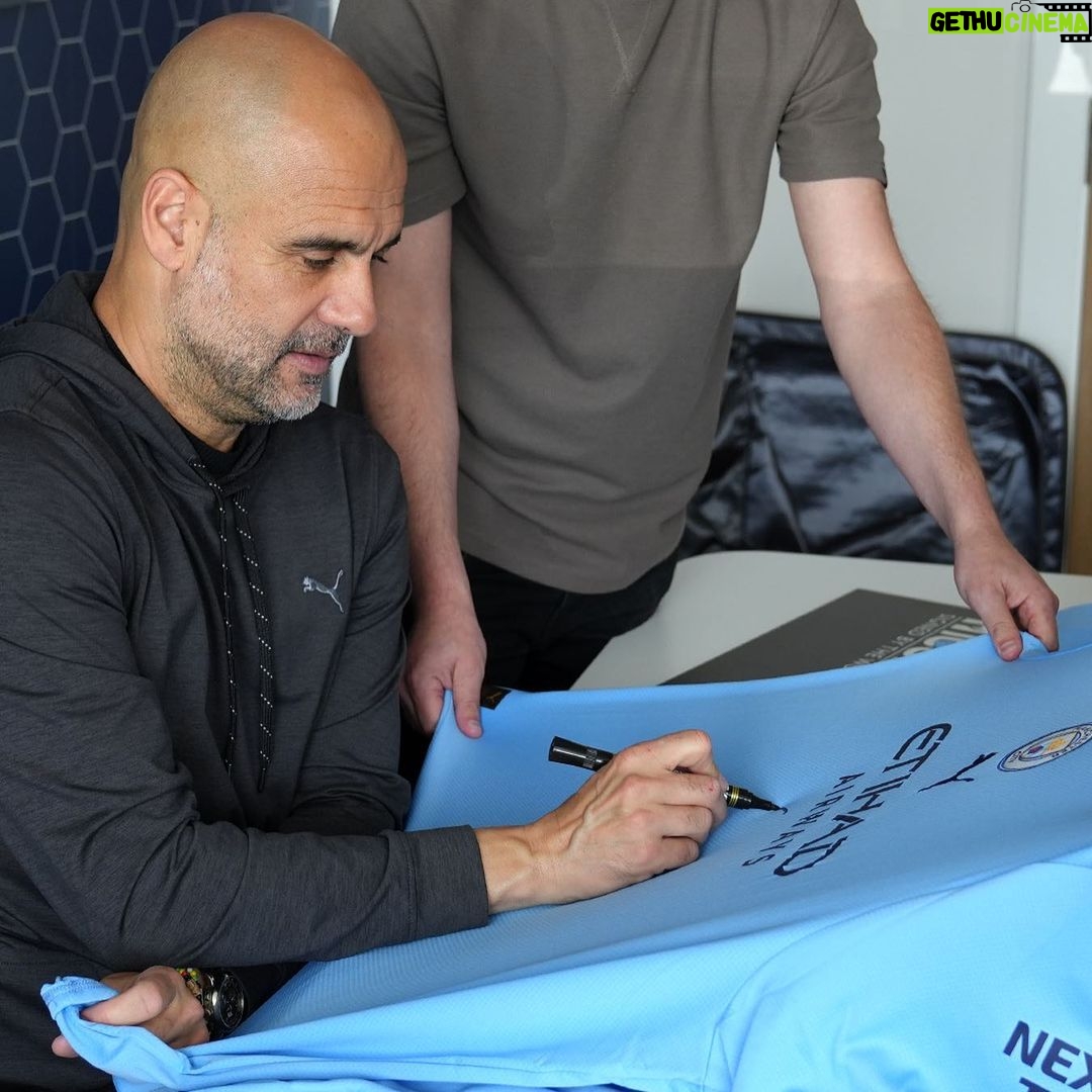 Pep Guardiola - 582.1K Likes - Hello everyone!
I’m giving away an official Manchester City framed shirt I signed at my private signing session with @icons_memorabilia!
To enter the giveaway simply: 1) Tag a friend in the comments and 2) Follow both me and @icons_memorabilia
A winner will be selected at random. T&Cs apply. Good luck!