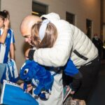 Pepe Instagram - Visitas especiais 💙🤍 A Carolina deixou-me uma carta especial no dia da sua visita ao @museufcporto Convidei-a para nos visitar novamente no Dragão e ver um jogo do nosso Porto! . Histórias bonitas do futebol 🙏🏻
