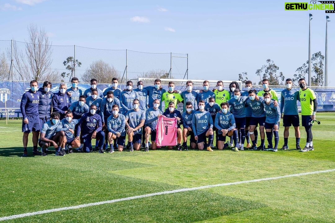 Pepe Instagram - UNIDOS🤍 Estamos contigo @quintanaporto1 . Muita força à Família Quintana