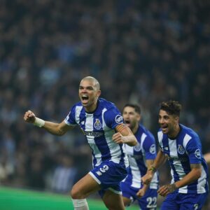 Pepe Instagram - Next round @championsleague 🔜

POOORTOOO 💪🏼