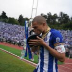 Pepe Instagram - Quem ama… Cuida🤣 🤍💙🏆