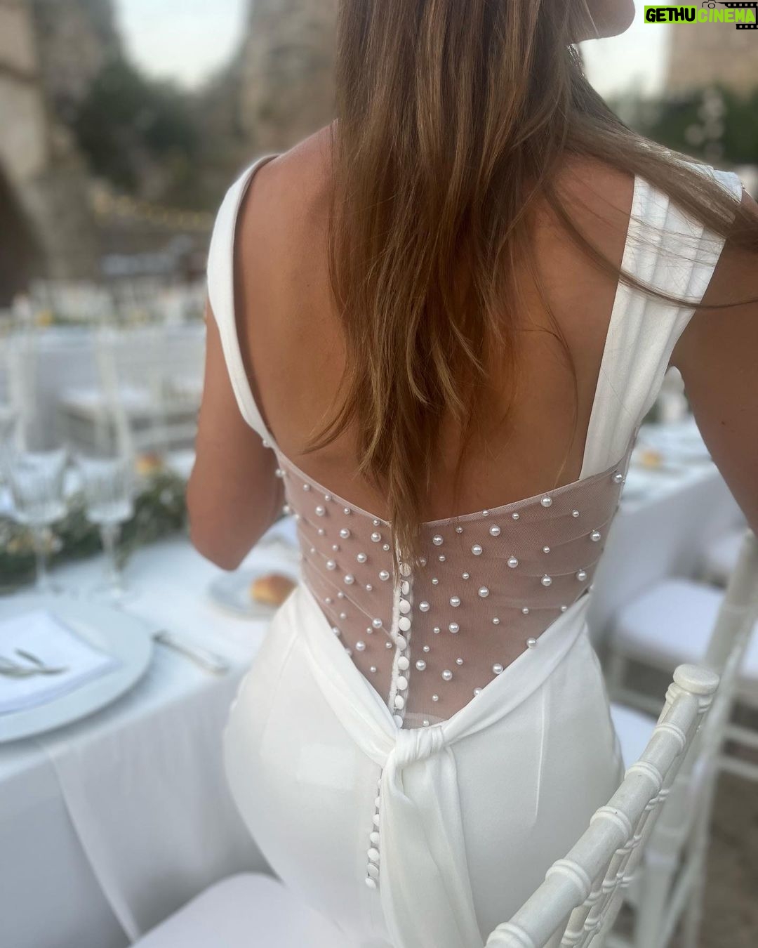 Peri Baumeister - 2K Likes - Grazie Mille @lizrida x @yyasharazad for your Love and this unforgettable Week 🤍
1. Sicilian Wedding at it’s best
2. May I kiss the bride ?
3. But don’t take her home
4. Ok at least I got you
5. New Chapter
6. I wished for it
7. What it‘s ( really) all about
8. Buttons
9. 🍋
10. Ciao Raggaze