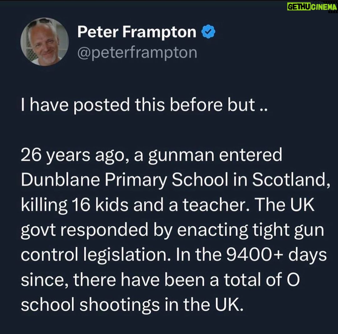 Peri Gilpin Instagram - Why can’t we stand up for our kids and our teachers? Why can’t we stand up for each other? For guidance on how to do something and info about people who are doing something go to @giffordscourage @gabbygiffords @gabbygmovie @everytown @momsdemand @shannonrwatts @katiecouric USA