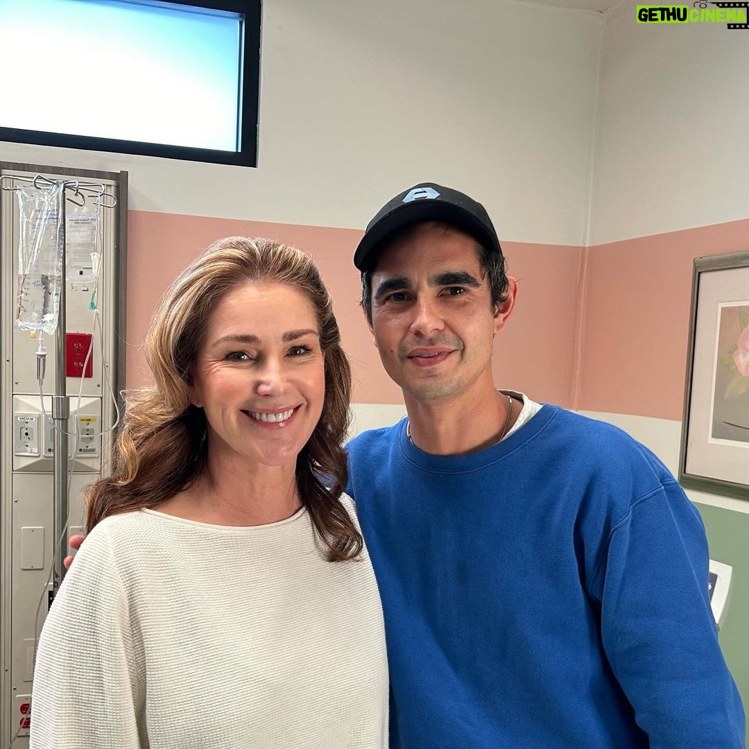 Peri Gilpin Instagram - Great working with @maxminghella 🩷