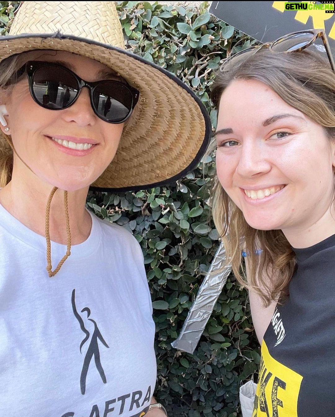 Peri Gilpin Instagram - Thanks for your support @notpennysinstagram #SAGAFTRAStrong #union #ImUnion Hollywood, California