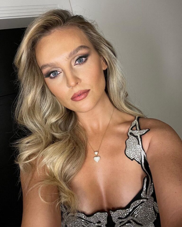 Perrie Edwards Instagram - I forgot what it feels like to dress up & dance till my feet hurt 🥹😍🖤