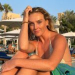 Perrie Edwards Instagram - Holiday with my loves ☀️