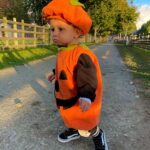 Perrie Edwards Instagram - Pumpkin patch with our icle Pumpkin 🎃🥹