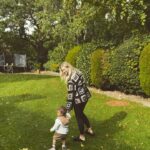 Perrie Edwards Instagram - 🍂🍁