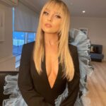 Perrie Edwards Instagram - You seemed starving for more content so I’m just here to feed. @mtvema