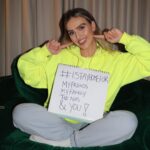 Perrie Edwards Instagram - Thank you to my bby @samsmith for my nomination! Staying at home right now is so important. I’m a A* student when it comes to sitting on my couch 😇 Let’s all do our bit and stop this virus spreading! We can do this together 👊🏼 #allinthistogether #istayhomefor BIG shoutout to our wonderful @nhswebsite #nhs I nominate @iamsamcoxy @lucyandlydia @bodyposipanda @meghan_trainor @annemarie @mayajama 🖤