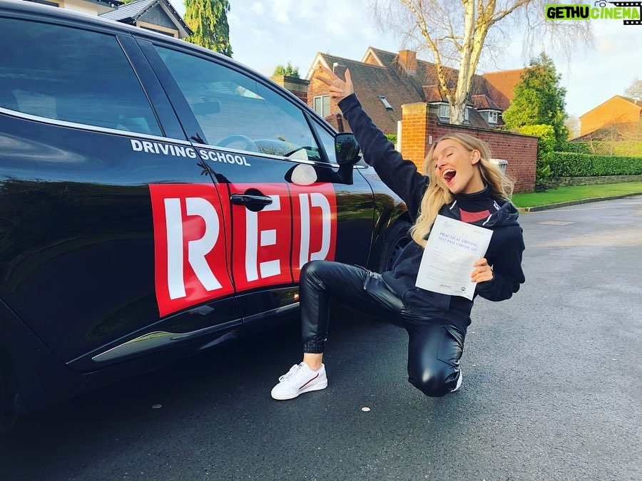 Perrie Edwards Instagram - First post of 2020❗️ Beep beep huns 🚘 About time I ticked this one off the list! 😅 Coming soon to a road near you! Skkkrrrt!