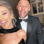 Perrie Edwards Instagram - Here’s some rare selfies I forced my boyfriend to do! Enjoy 🖤