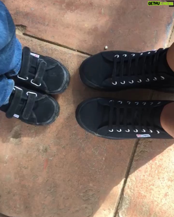 Perrie Edwards Instagram - The last drop of the summer from my #perrieforsuperga edit! ☀️ swipe for BTS. Don’t forget to go to Superga.co.uk to see my full collection cz it’s pretty fkn cute! 😆☺️ @supergauk