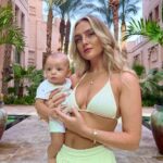 Perrie Edwards Instagram - 🌴☀️👼🏼