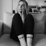 Perrie Edwards Instagram - 👀 🖤