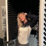 Perrie Edwards Instagram - Cooking 🧑‍🍳 🎵