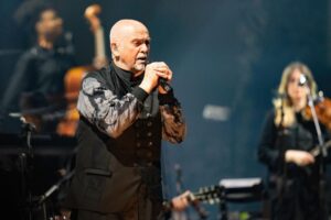 Peter Gabriel Instagram - “extraordinary multimedia and artsy production, stellar musicianship and the live presentation of nearly every song on his long-awaited “i/o” album” USA TODAY