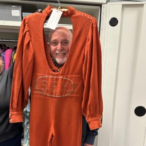 Peter Gabriel Instagram - Checking if the costume fits… (Mr James Brown) - pg

Thanks to @rockhall for a fun visit!