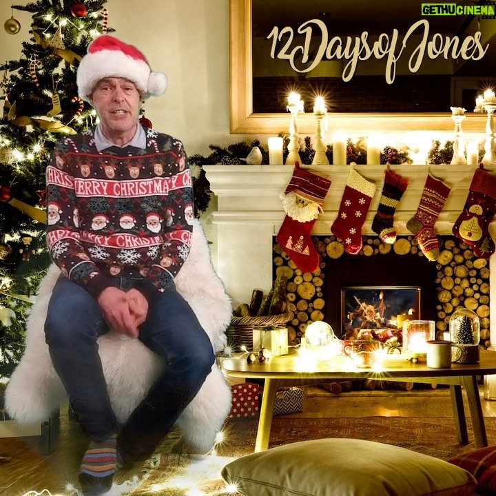 Peter Jones Instagram - A personal message from me to you #12daysofjones @tudorkennedy