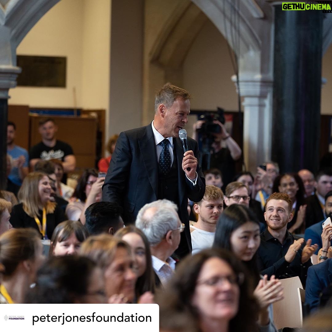 Peter Jones Instagram - Posted @withrepost • @peterjonesfoundation It's been an amazing year for the PJF! Thank you to all of the young people, teachers, business leaders and organisations who have worked with us! Take a look at some of our successes from 2019: 🎉1,200+ EntFest attendees 📈 1st Scale-Up Challenge with PJEA Alumni 🎓 27 Peter Jones Enterprise Academies 💰 423 Tycoon Start-Ups Get involved with us next year: www.peterjonesfoundation.org #youngentrepreneur #startups #businessleader #entrepreneurship