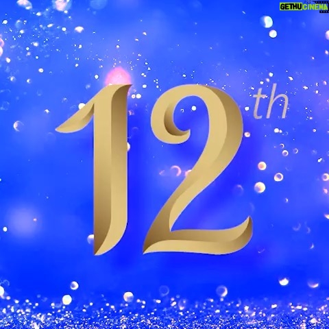 Peter Jones - 2K Likes - I make it 11am & Day 12 of #12DaysofJones is here. Today I’m giving three of you the chance to win an exclusive Samsung Galaxy Note10+ Star Wars edition.
For a chance to win all you have to do is:
1) Like this video
2) Make sure you’re following me @peterjonescbe and #withgalaxy on Instagram
3) Tag 3 friends and finish with the hashtag #12DaysofJones
You have until 7pm today to enter and I’ll be announcing 3 lucky winners on my story at 9pm.
Good luck!
#starwars
#withgalaxy
#galaxynote10plus
#samsungj7
