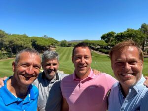 Peter Jones Instagram - Something lovely about playing golf on a Saturday especially when you win. It’s something @johnterry.26 & @stephenmiron aren’t used to experiencing. Well played partner @bob.gonzalez.96 💙🏌️💶🇵🇹🏆
