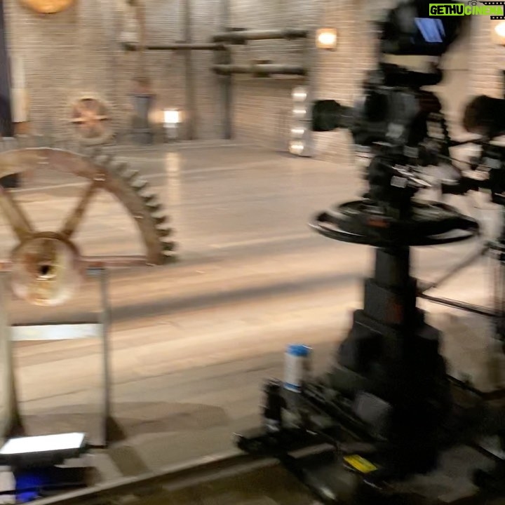 Peter Jones - 3.7K Likes - Who’s going to watch Dragons’ Den tonight on @bbcone at 8pm? Here’s a little behind the scenes for you. It’s going to be a great series. #dragonsden @bbciplayer