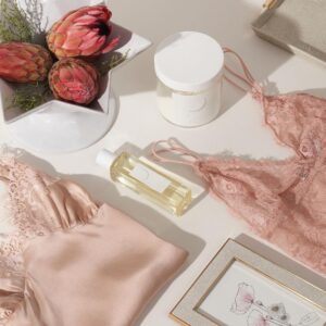 Peter Jones Instagram - I’m excited to tell you that I’m going to be at Peter Jones in Sloane Square tomorrow from 3pm with @trulytaraofficial because @truly_lifestyle has signed a major deal with @johnlewis and are showcasing a select range of amazing products both in-store and online.  Pop down, say hi and have a glass of Champagne with us. 🥂 Swipe for more details.